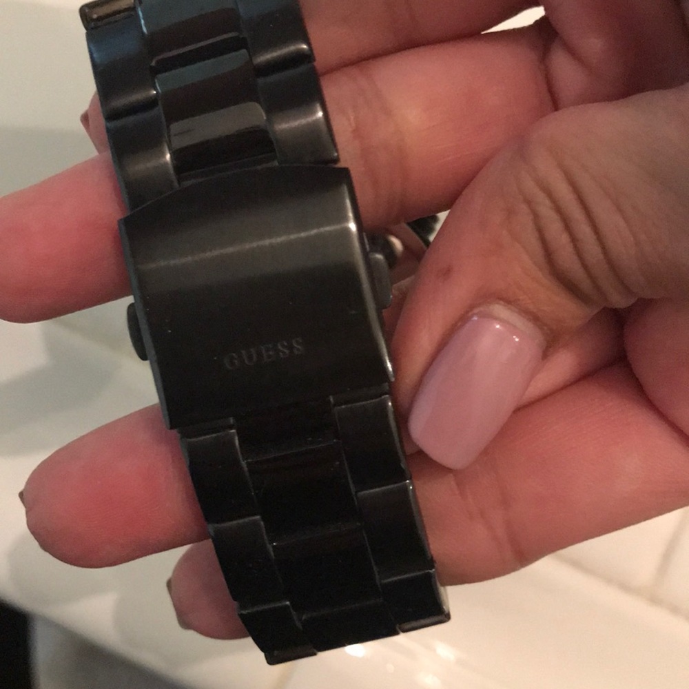 Guess watch - Picture 4 of 8